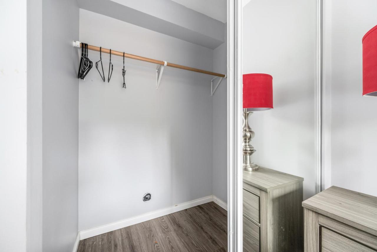Stylish Dual Bedroom Suite In Van West Vancouver Kültér fotó